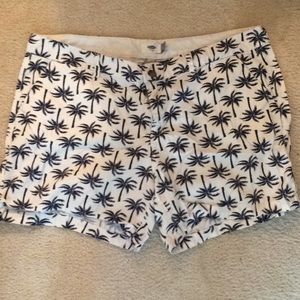 Old Navy palm tree print shorts